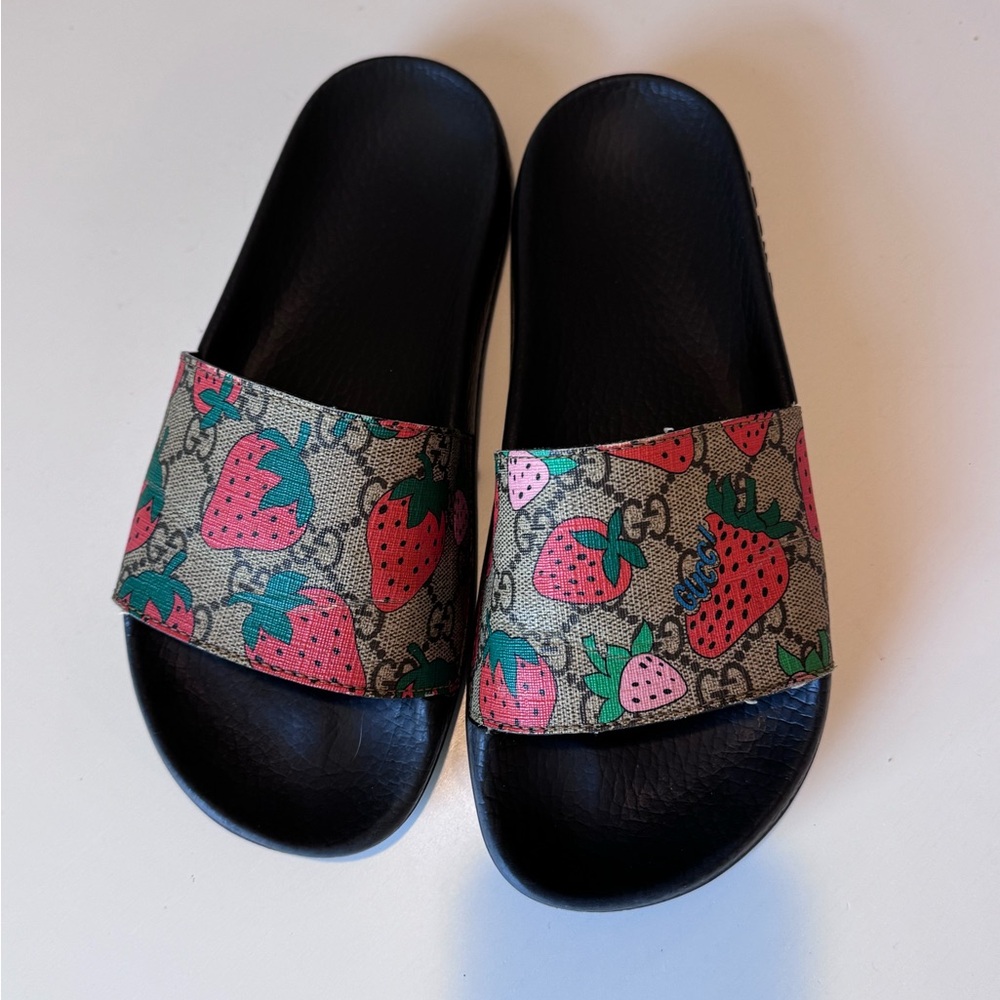 Gucci GG Strawberry Slides Size 37